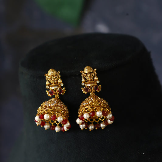 FROSTY EARRING