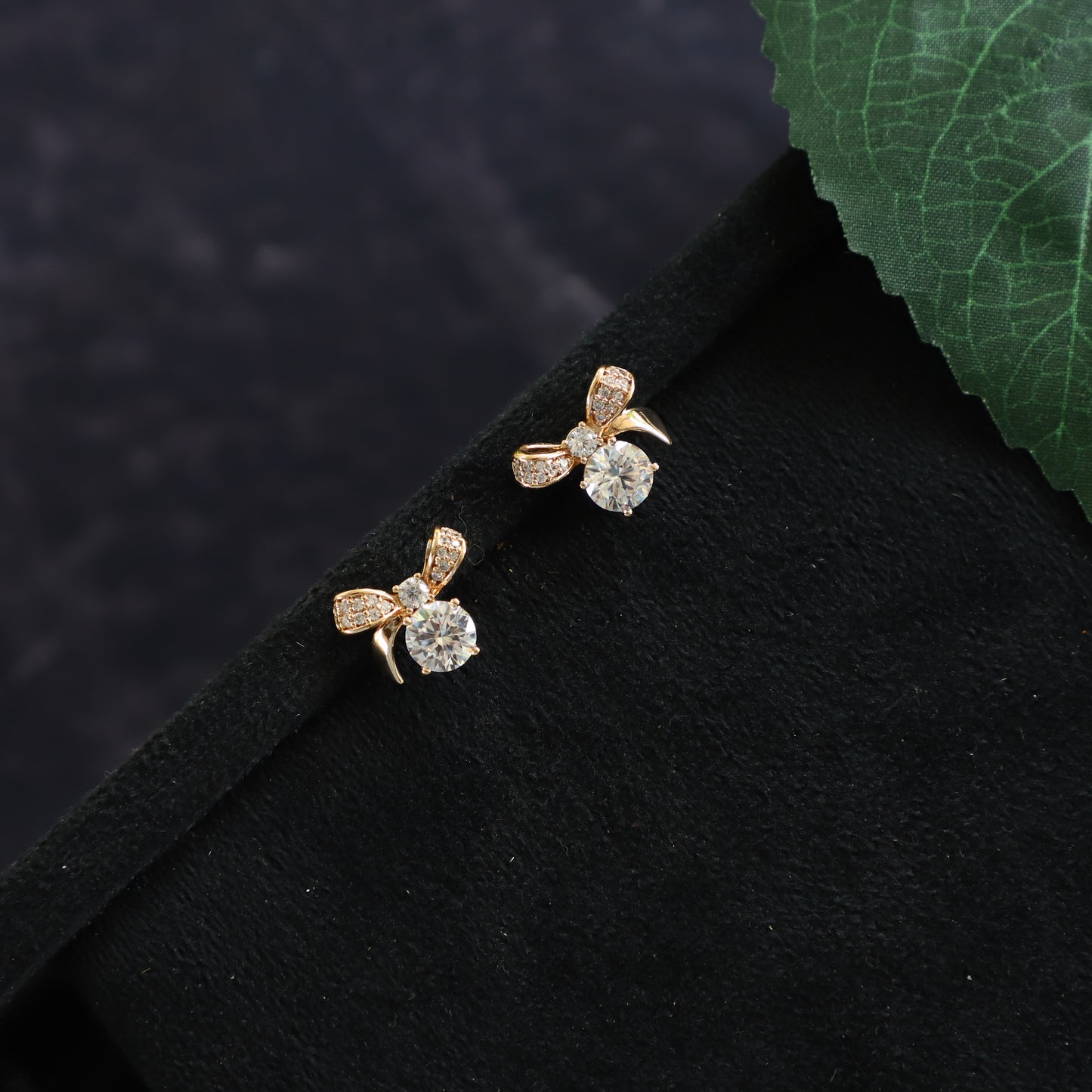 NOMS EARRING
