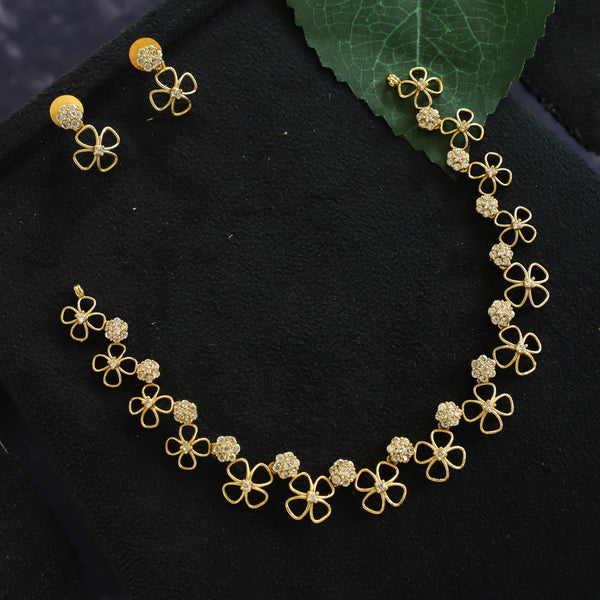RUSSELL NECKPIECE
