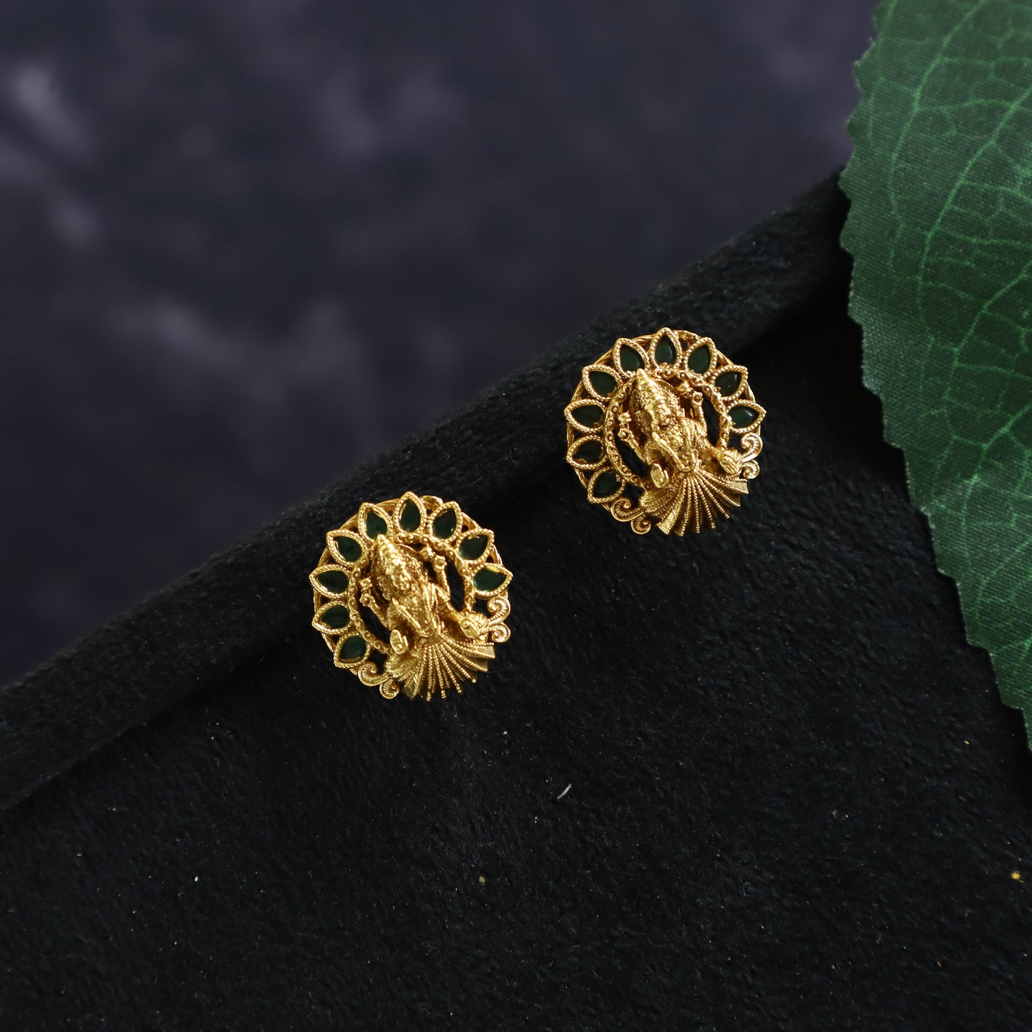 TRISTAN EARRING
