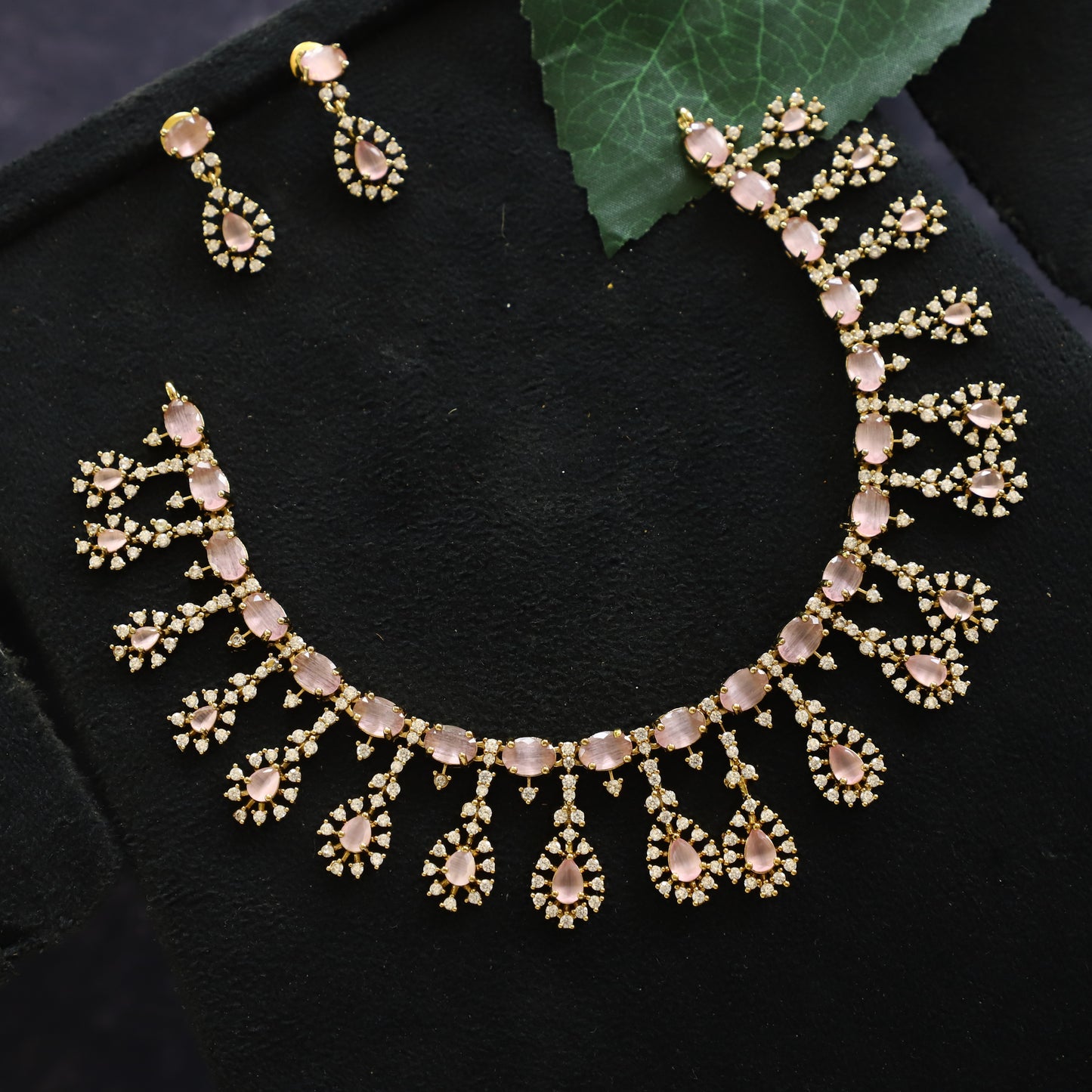 WARREN NECKPIECE