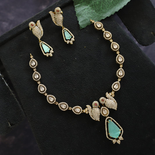 RINGO NECKPIECE