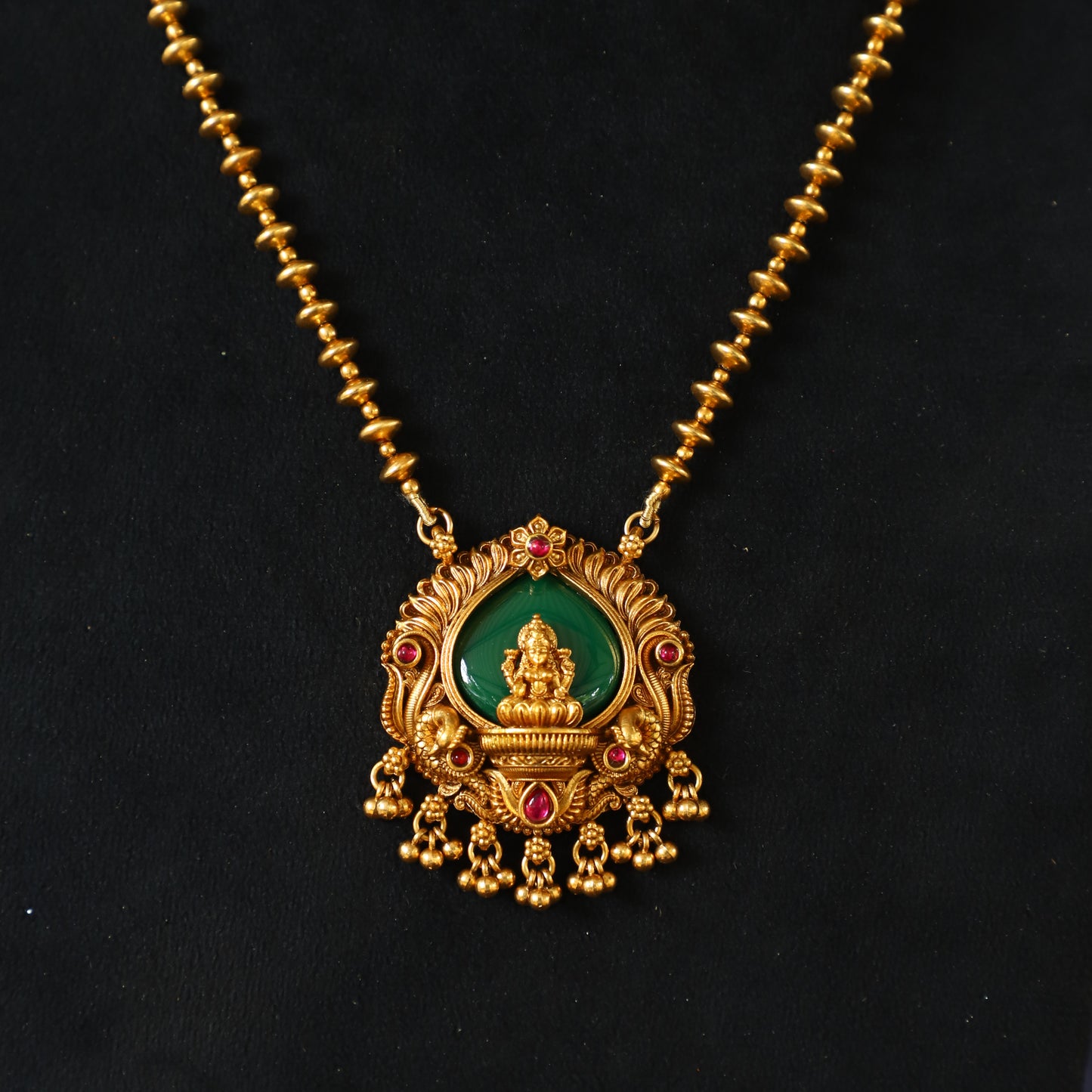 ARKWRIGHT NECKPIECE