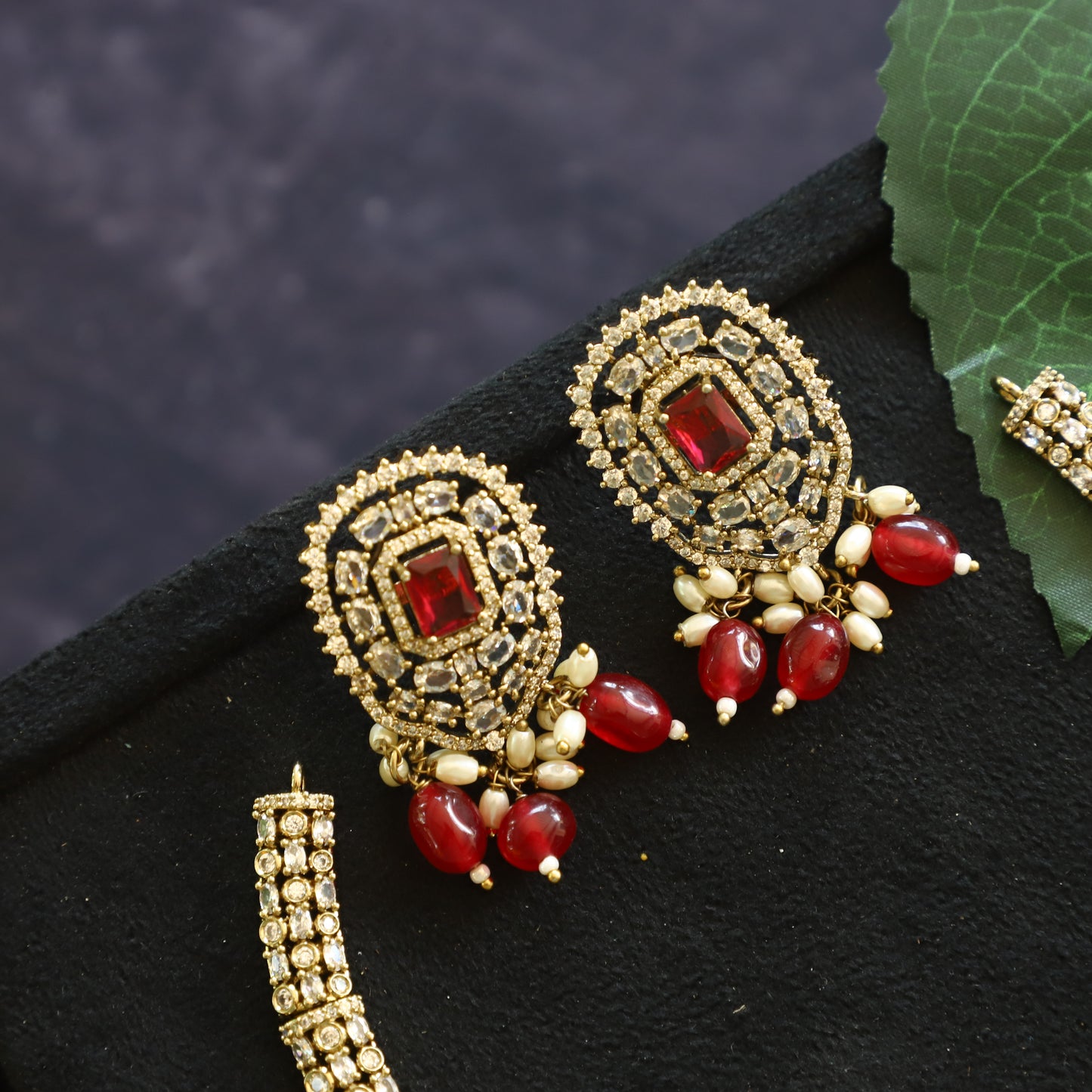 CZ NECKPIECE