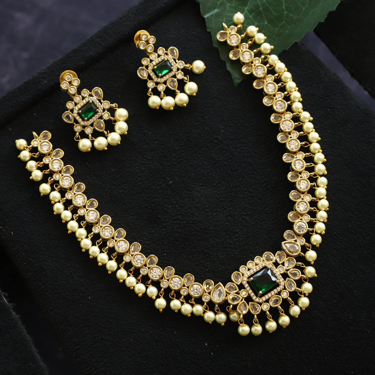 ADAM NECKPIECE
