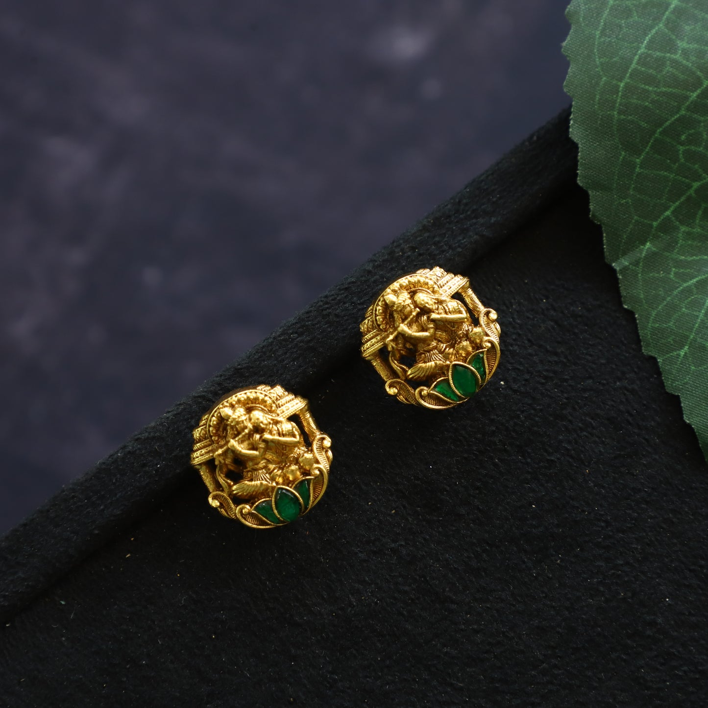 WADE EARRING