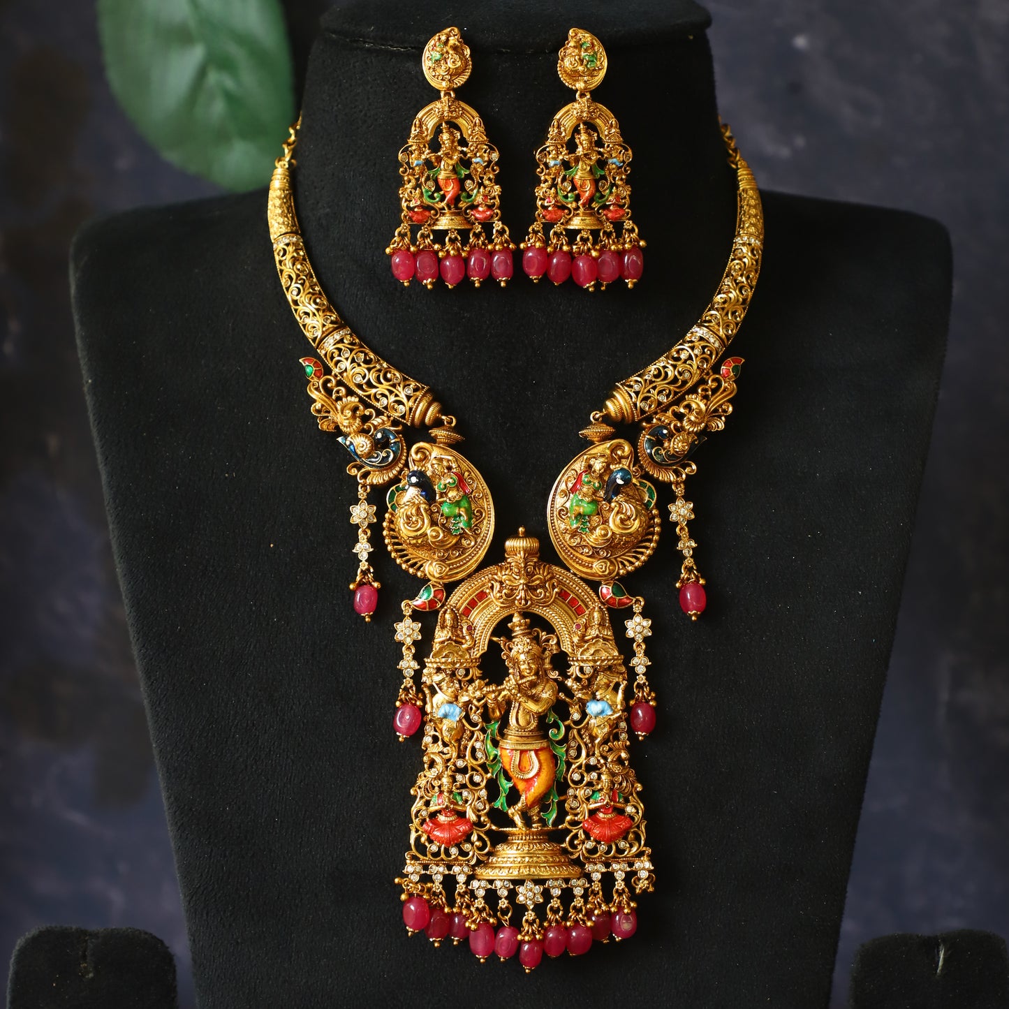 BERNARD NECKPIECE