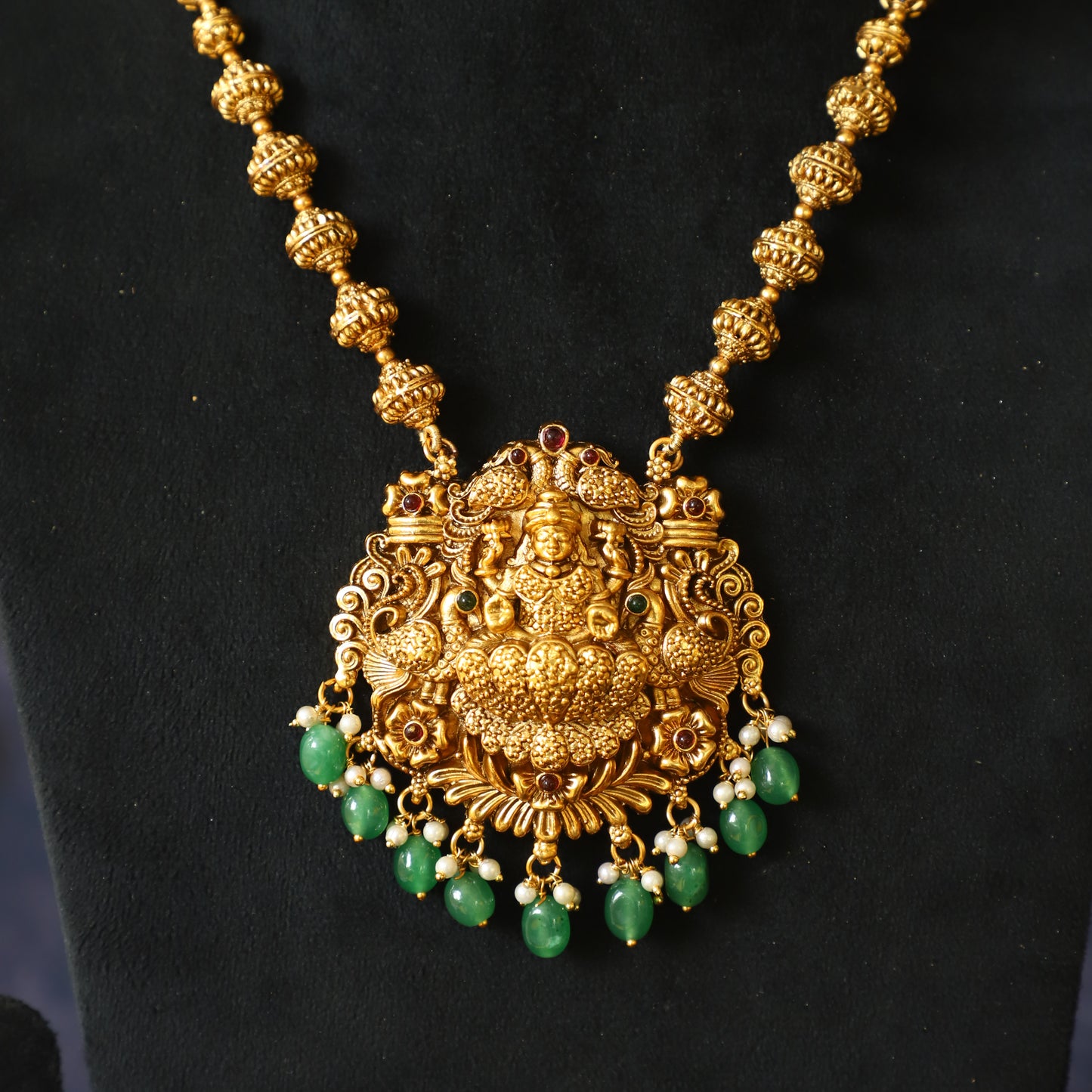 LAXI NALLIKA CHAIN