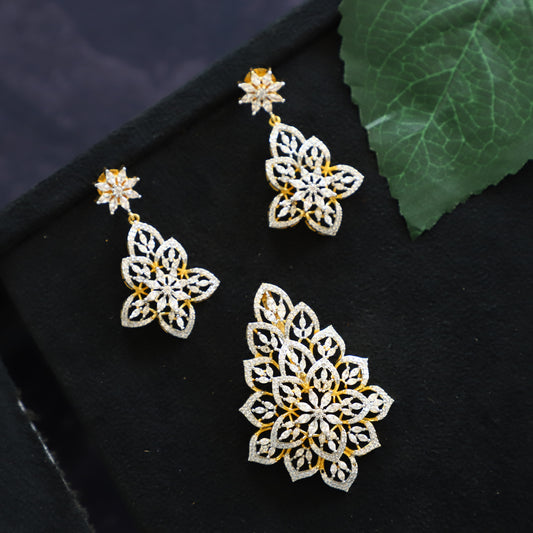 SHAYARI PENDANT SET
