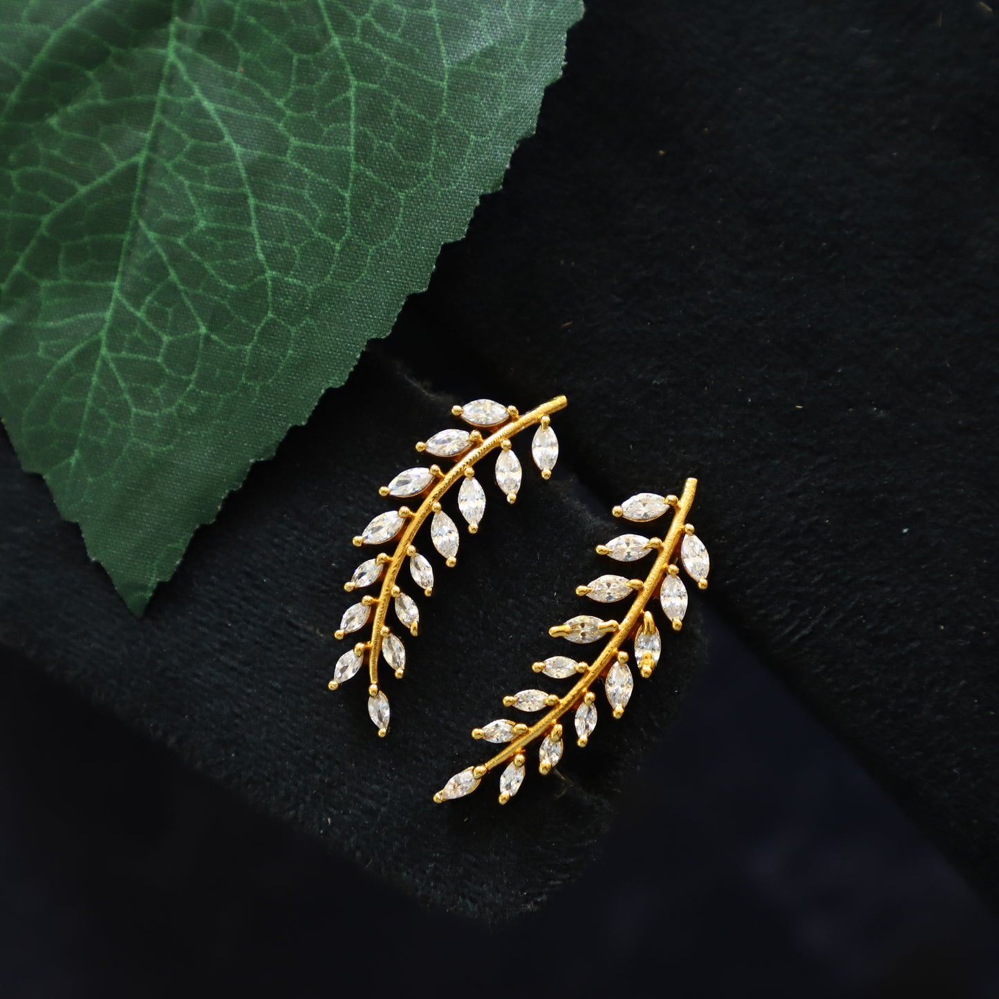 OAKLEY EARRING