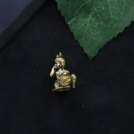 KUTTY KRISHANA STATUE