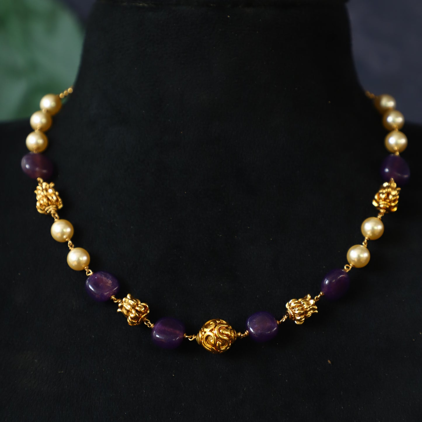 PEARL CHAIN