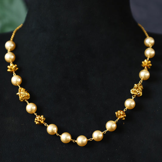 LOTUS PEARL CHAIN