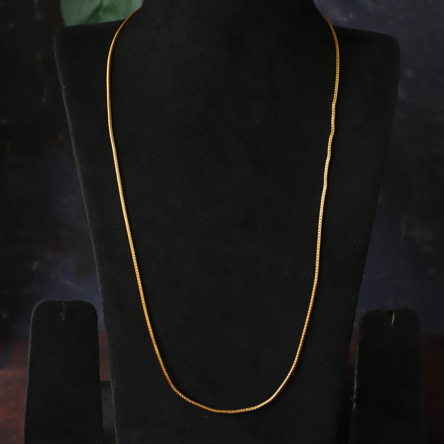 ADVIKA CHAIN