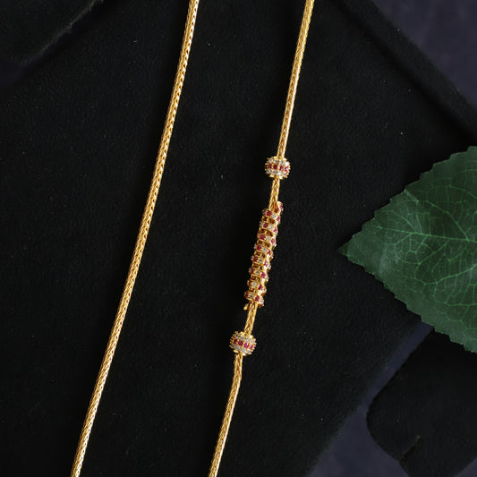 LUCY CHAIN