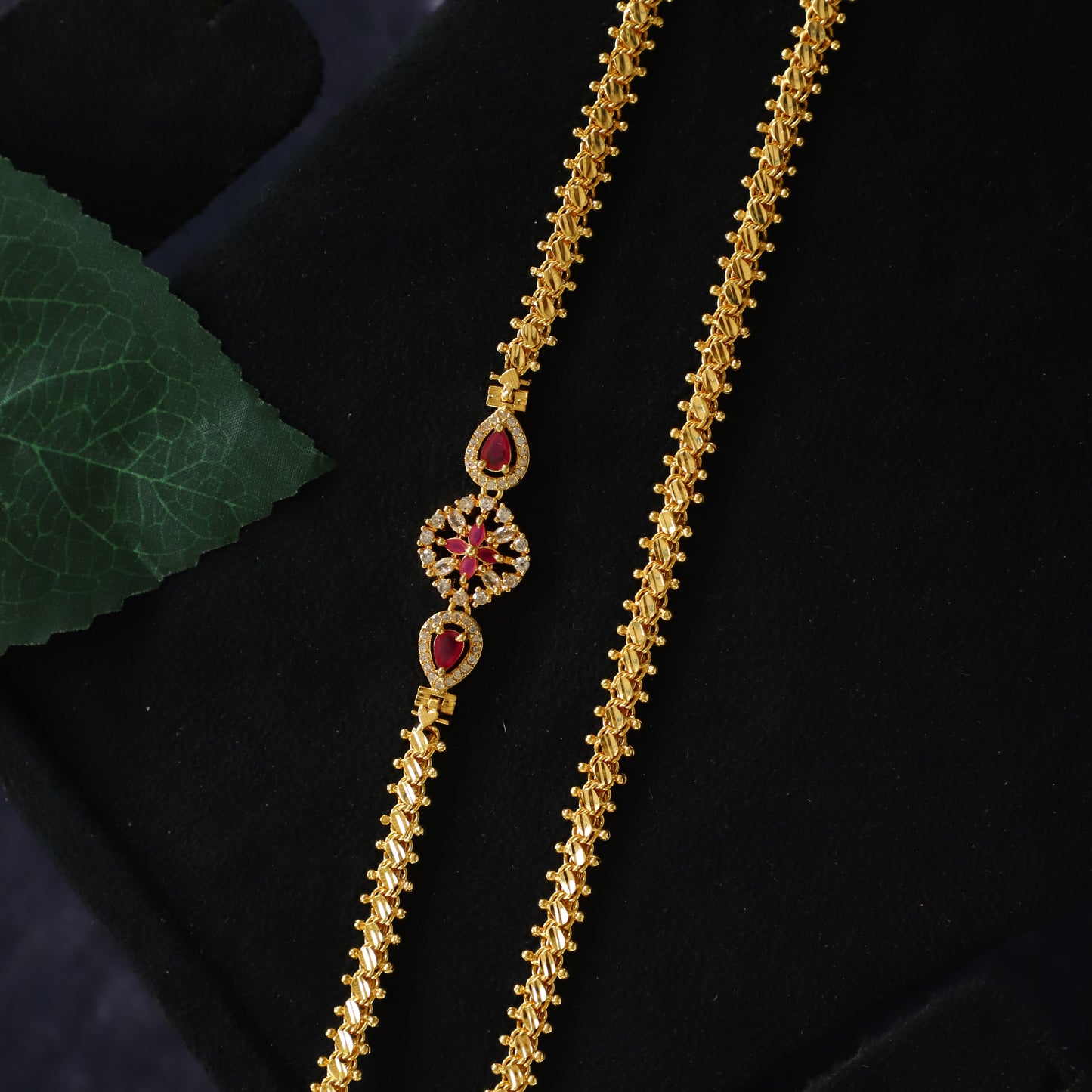 ARLO CHAIN