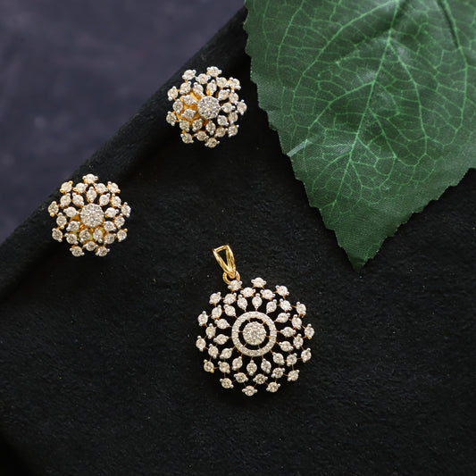 AADRIKA PENDANT SET