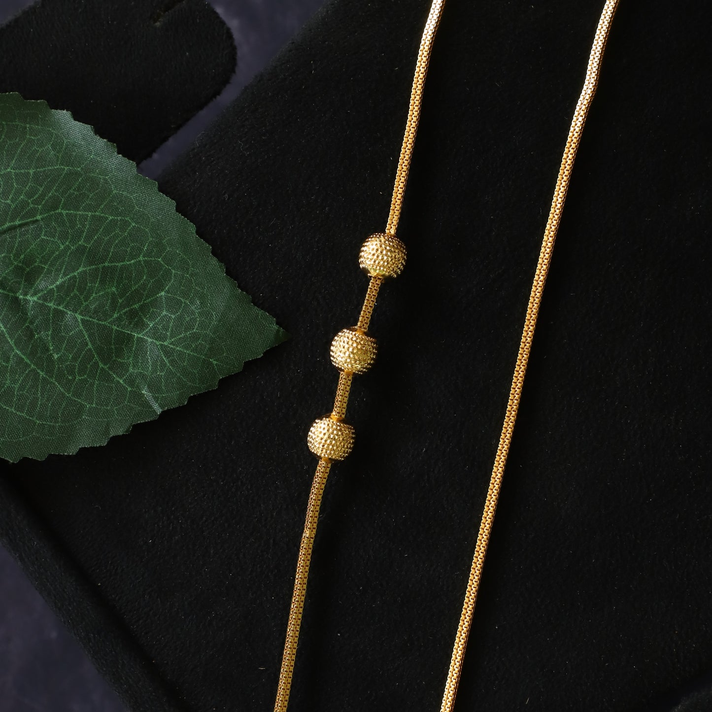 RILEY CHAIN
