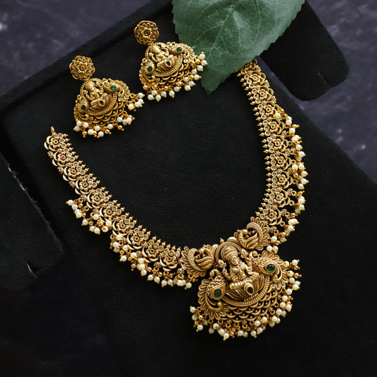 AZURA NECK SET