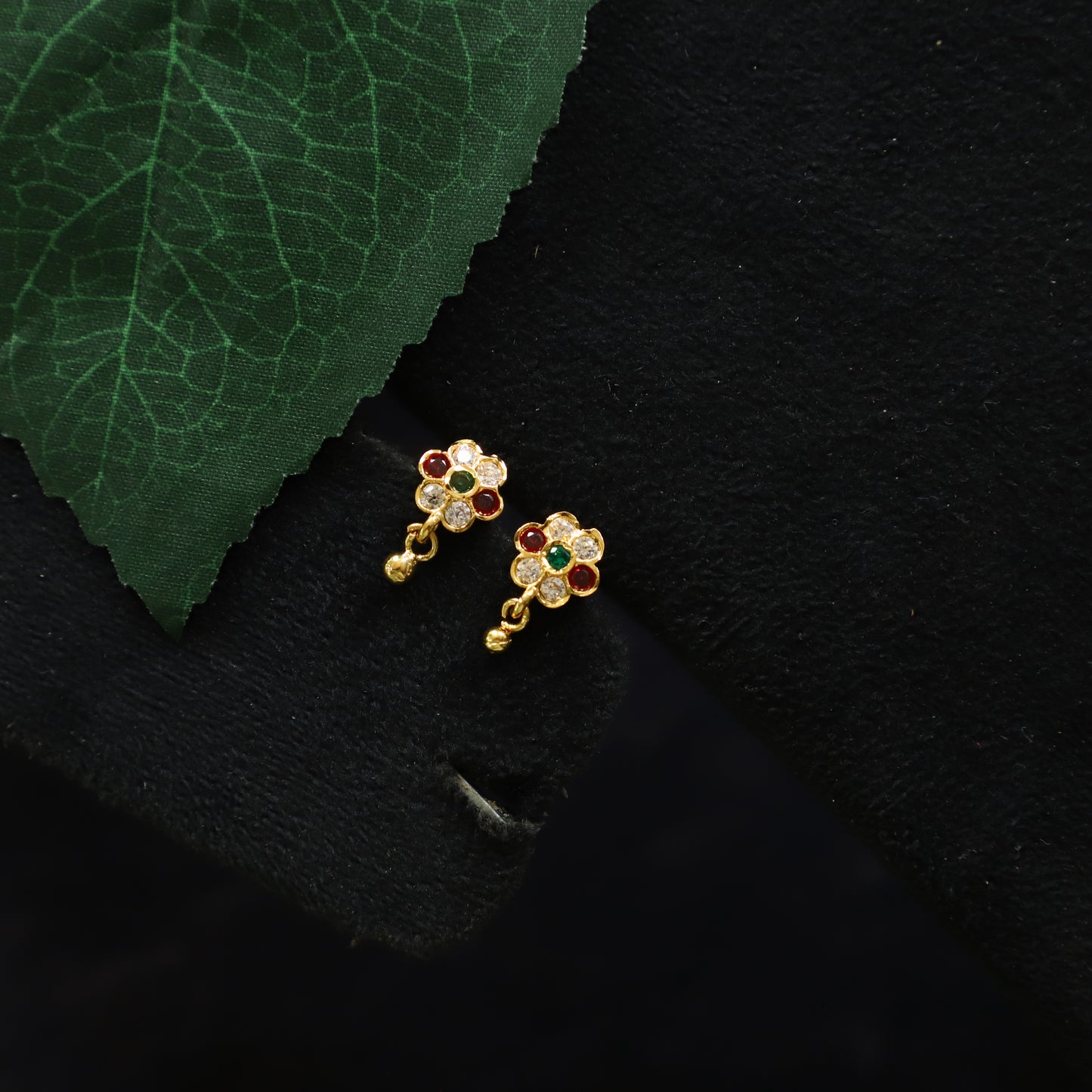 TED EARRING