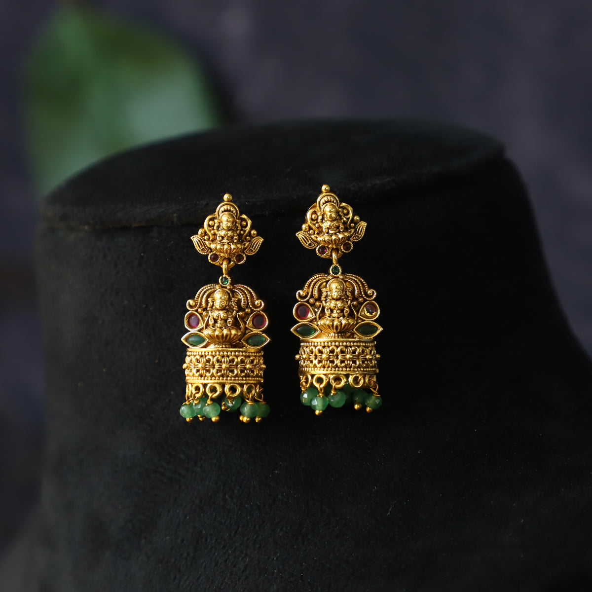 RUBY JHUMKA