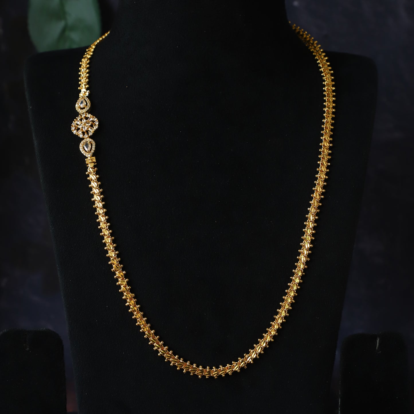 ARLO CHAIN