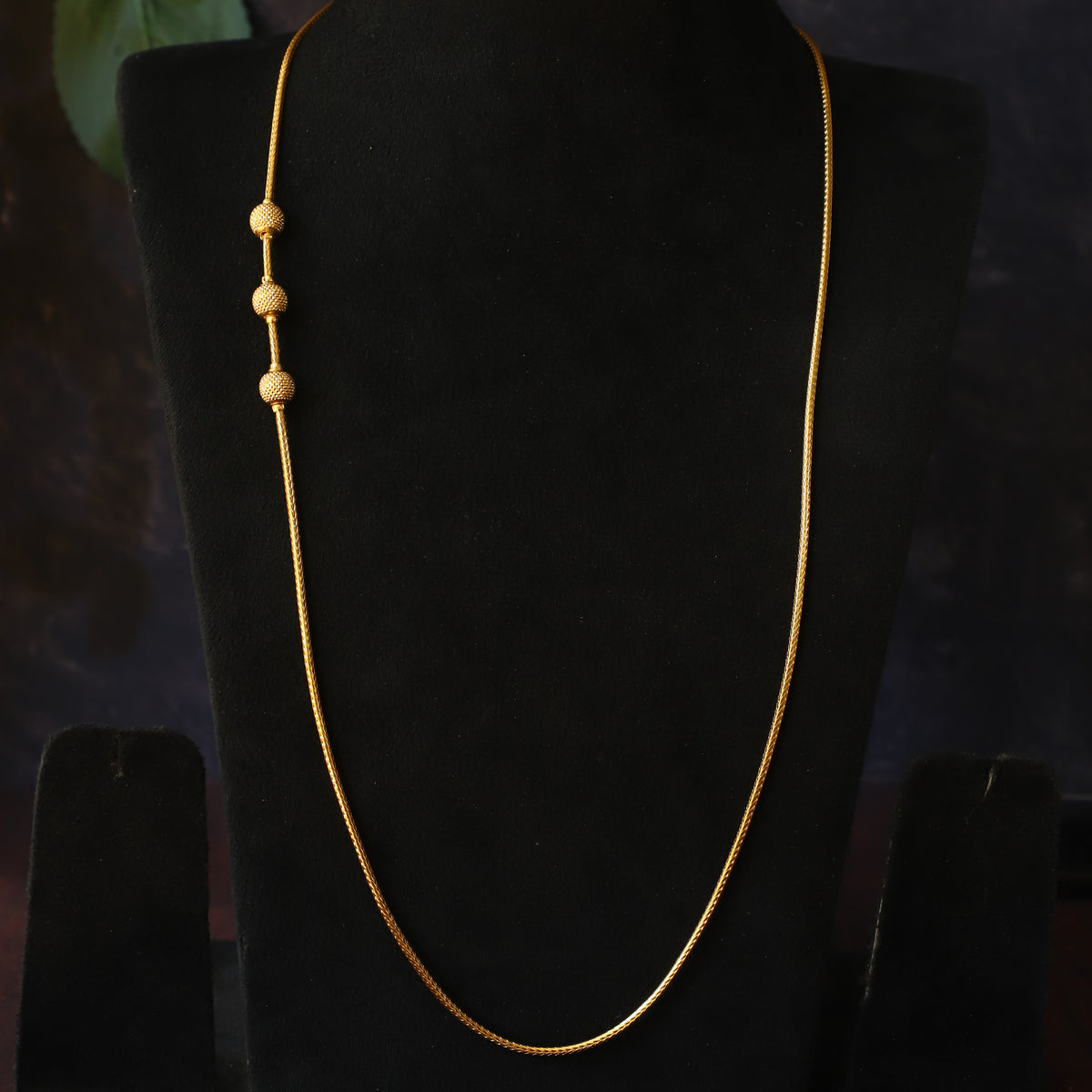 RILEY CHAIN