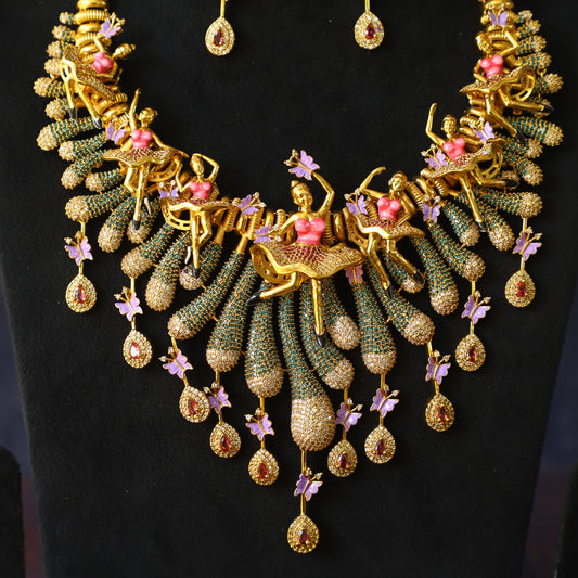 SOREN NECKPIECE