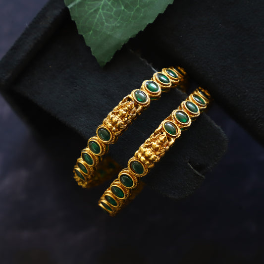 EMERALD GREEN BANGLES