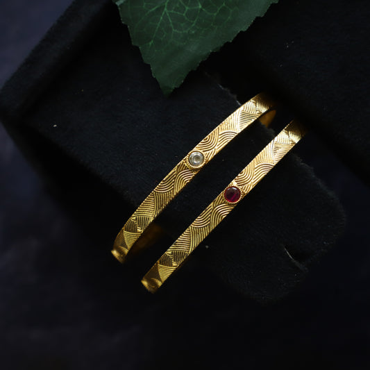 ANTIQUE PLAIN BANGLES