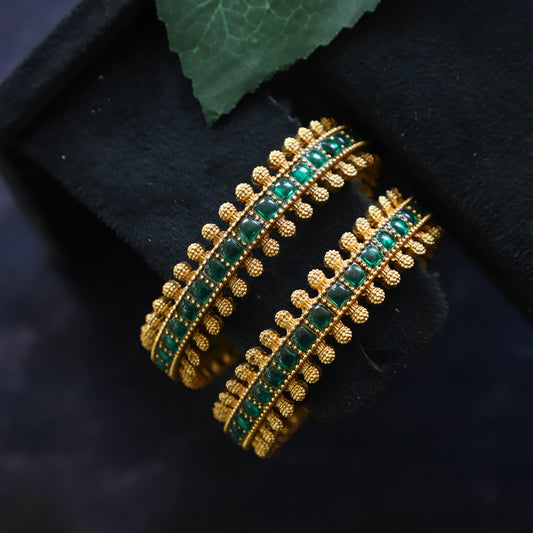 GREEN BANGLES