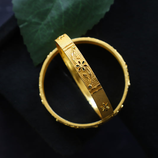 FLORI BANGLE