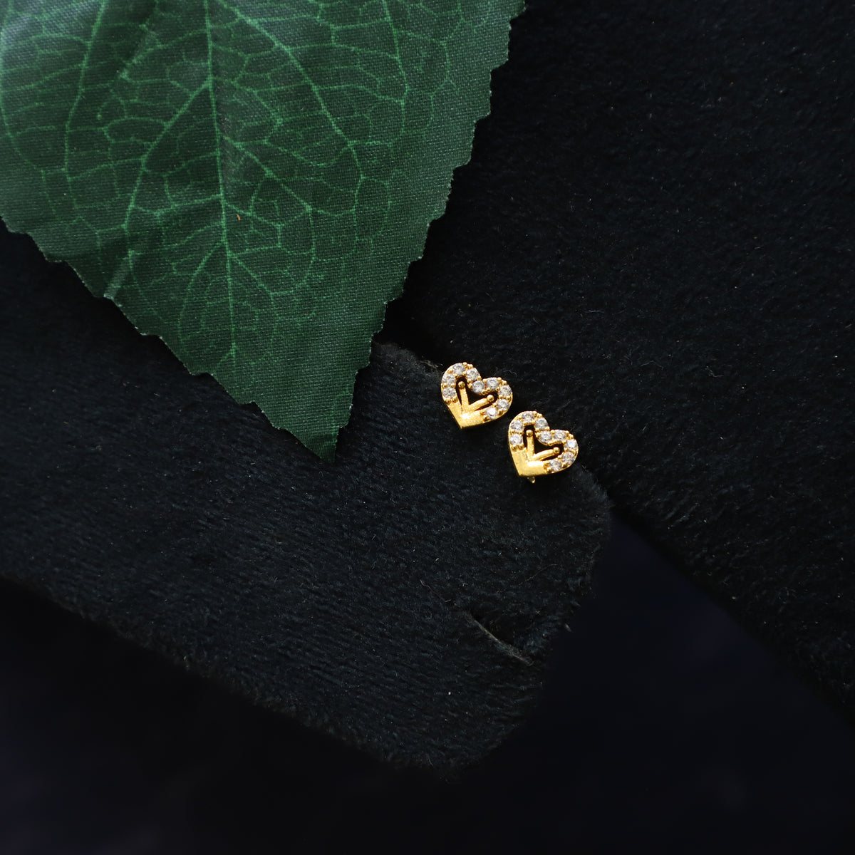 SAINT EARRING
