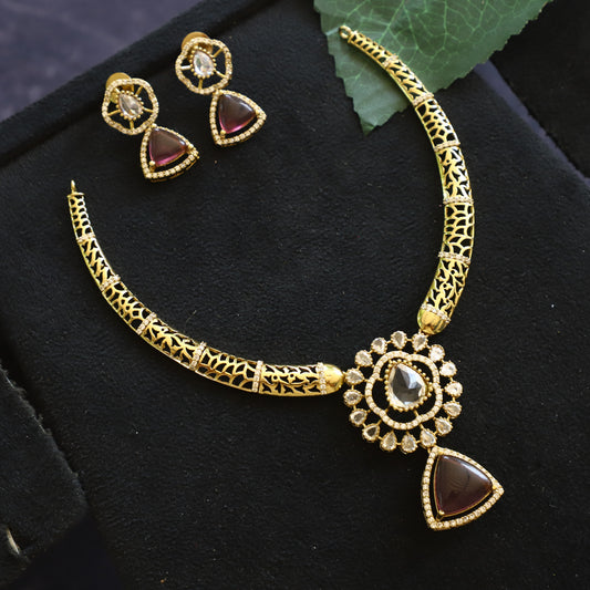 MANJU WARRIER NECKLACE