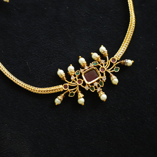 KEMP ATTIGAI NECKPIECE