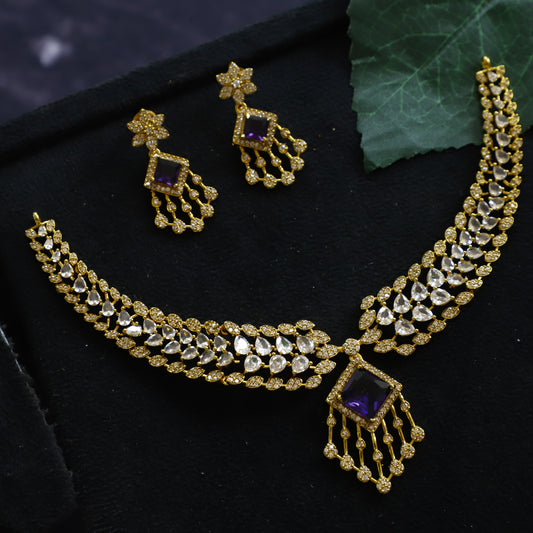 AVIRA NECKPIECE