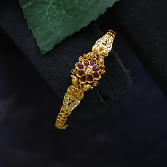 ANTIQYE BRACELET