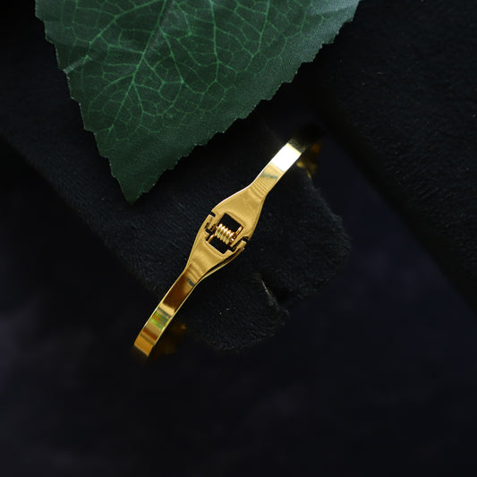 FOLIO WATCH