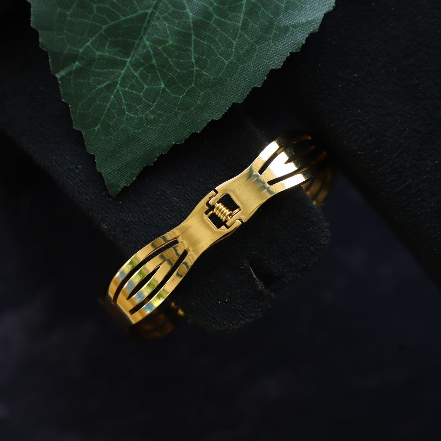 TULIP WATCH