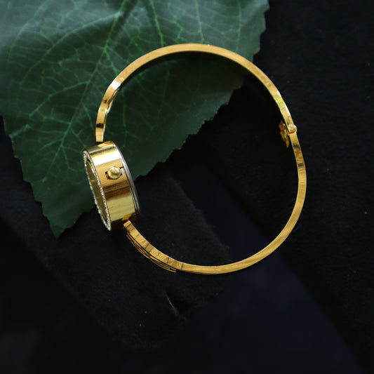 TRENDY WATCH