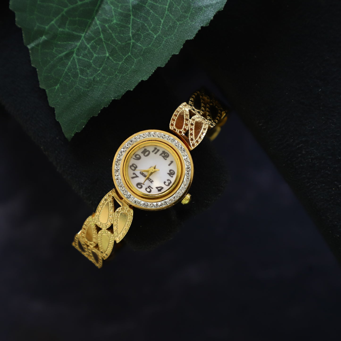 LILLY WATCH