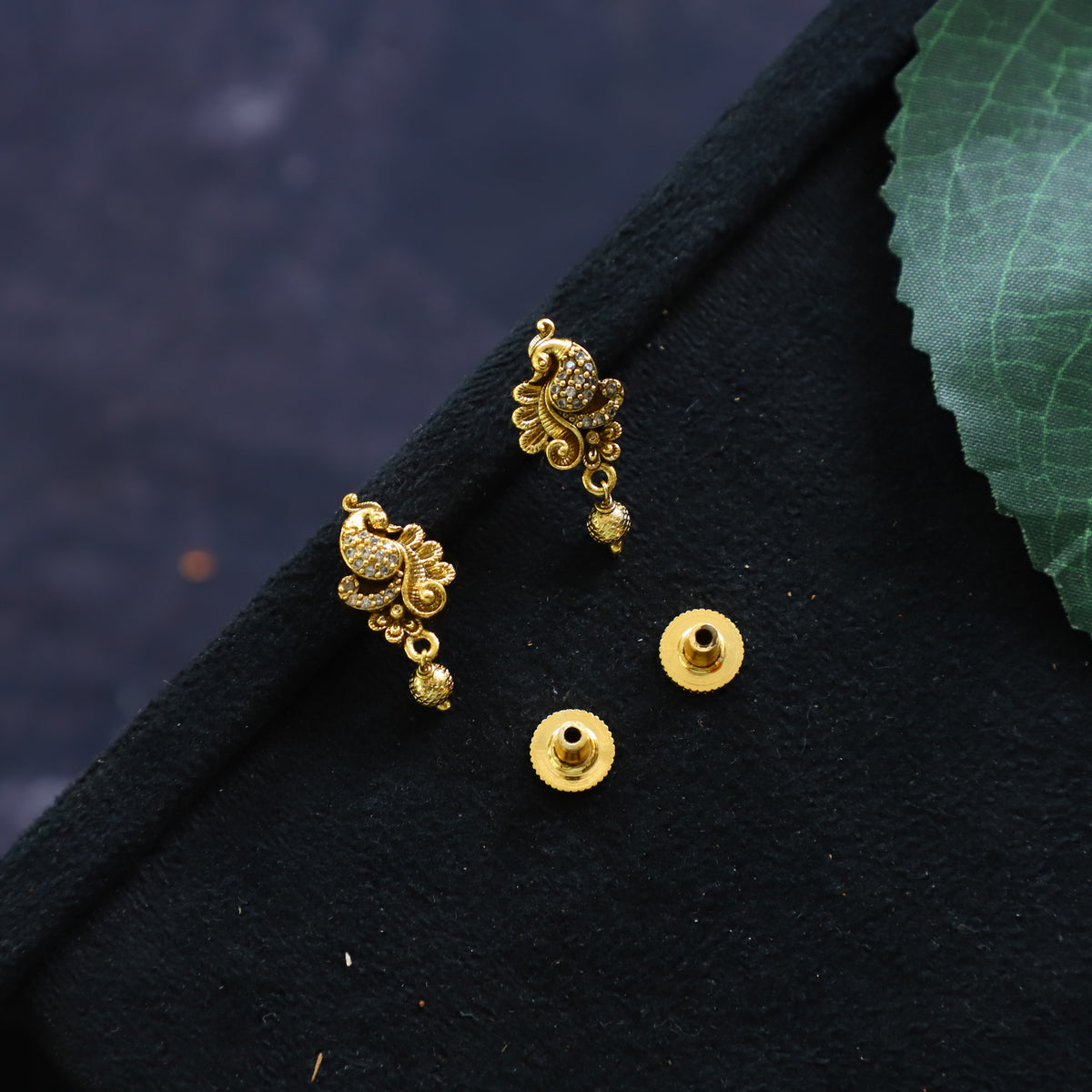 LAKSHMI PENDENT SET