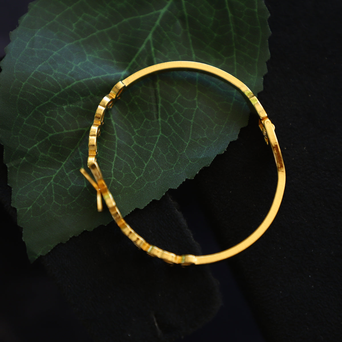 OLIVER BRACELET