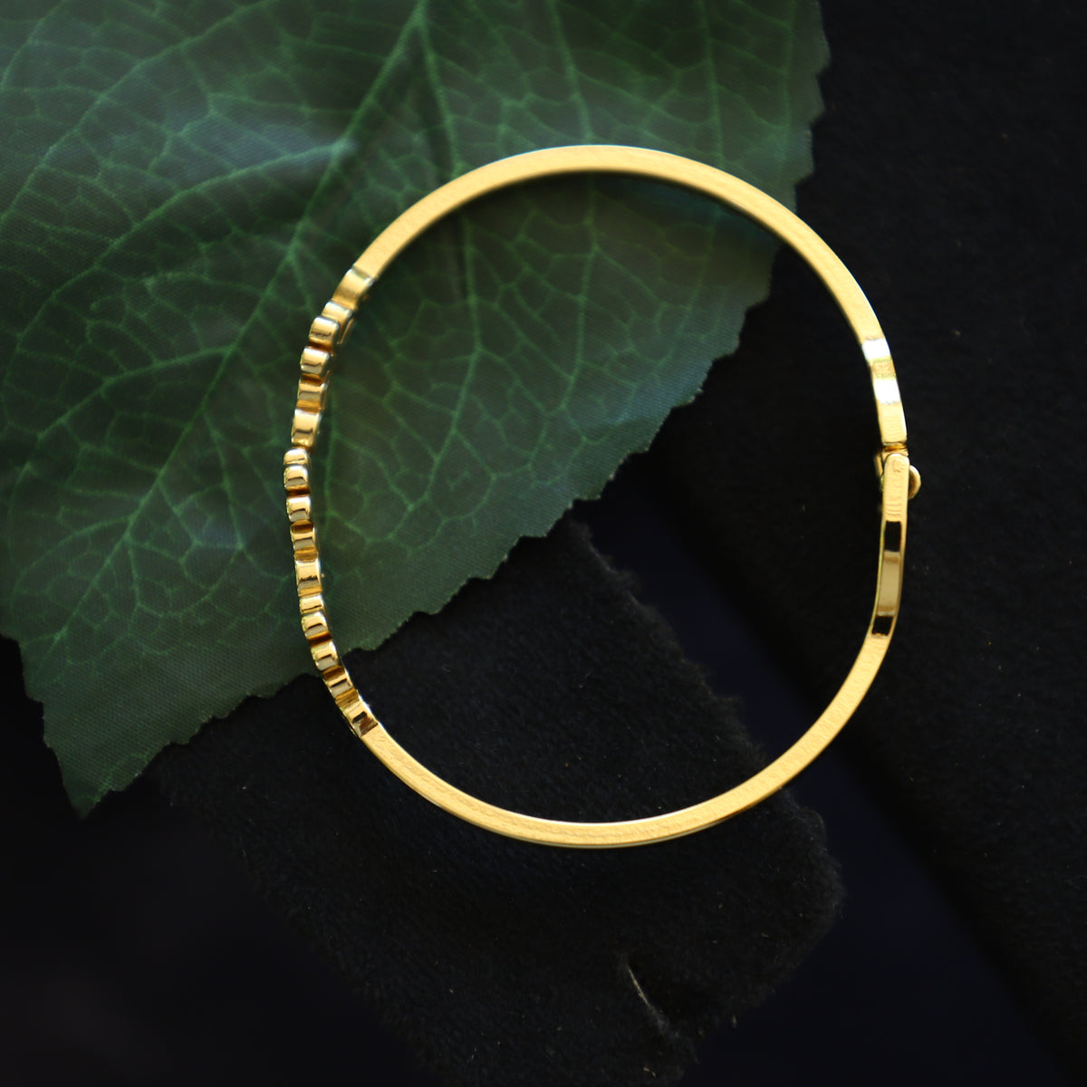 MOLUCCAN BRACELET