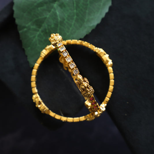 LEONA BANGLE