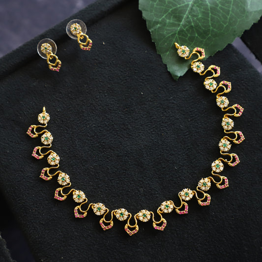 NANA NECKPIECE
