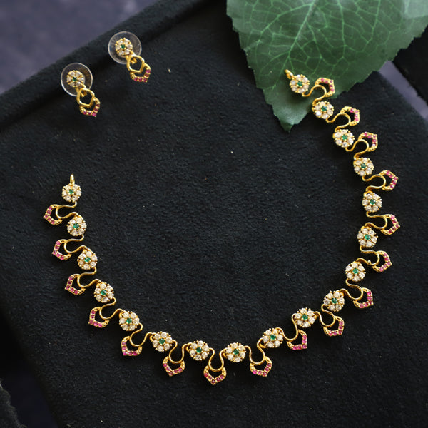 NANA NECKPIECE