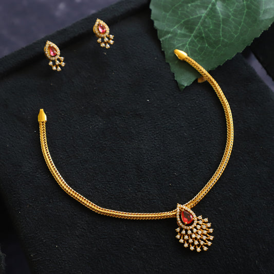 HANNAH NECKPIECE