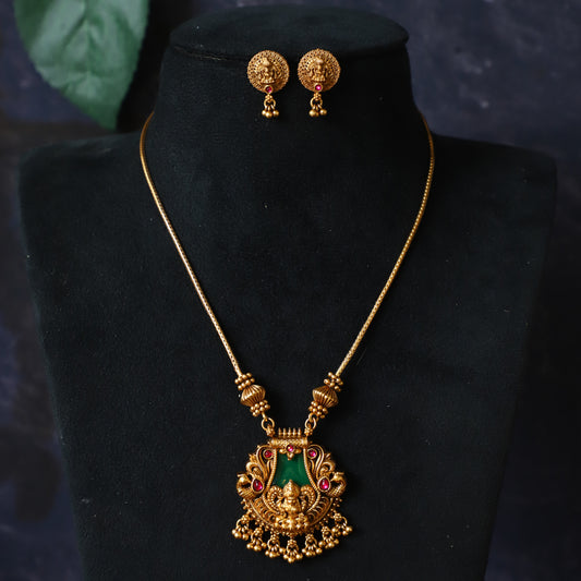 LUCY NECKPIECE