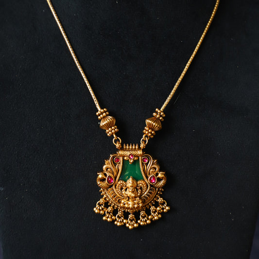 LUCY NECKPIECE